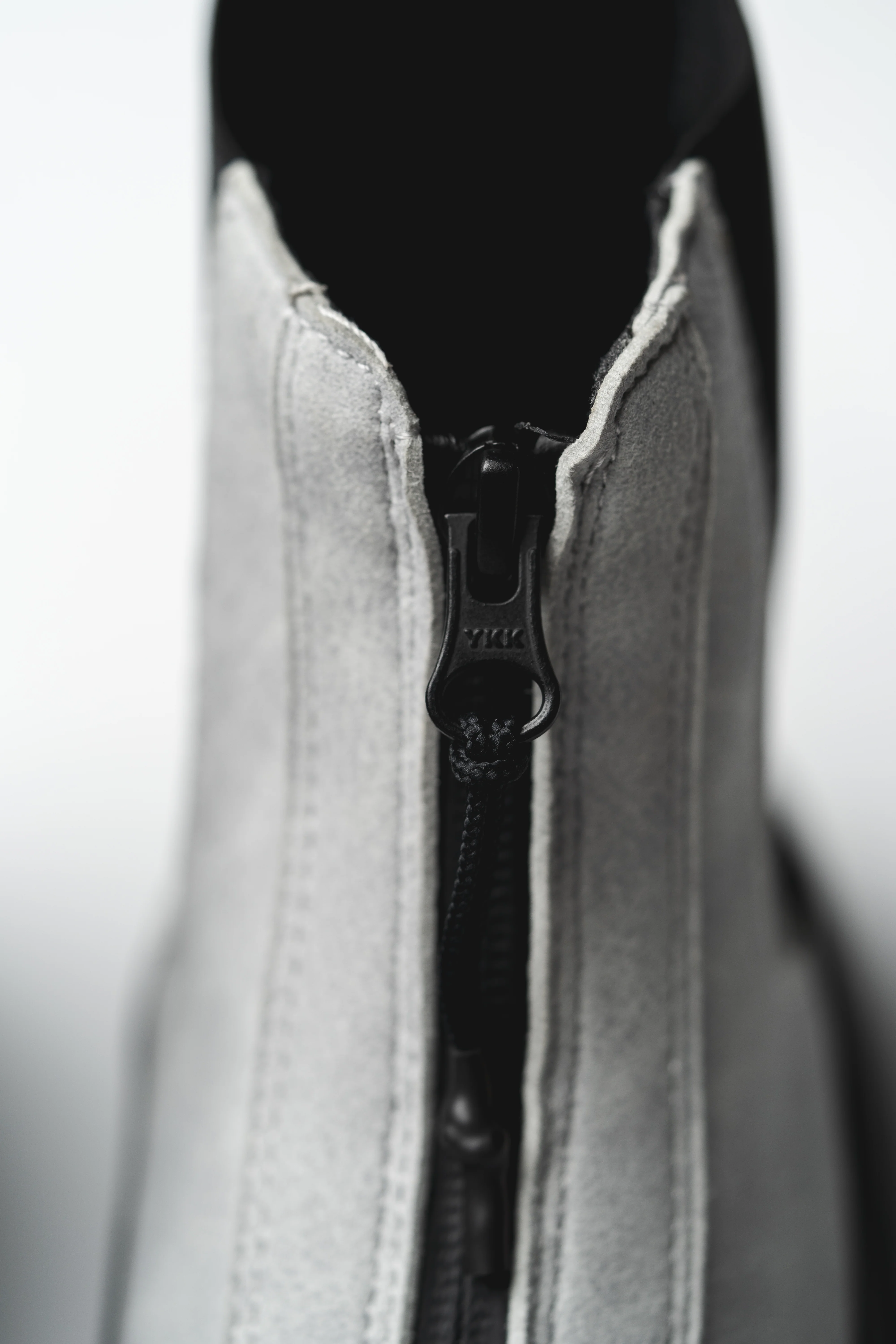 BAREFOOT CHELSEA BOOT ZURI ICE SUEDE - Image 4