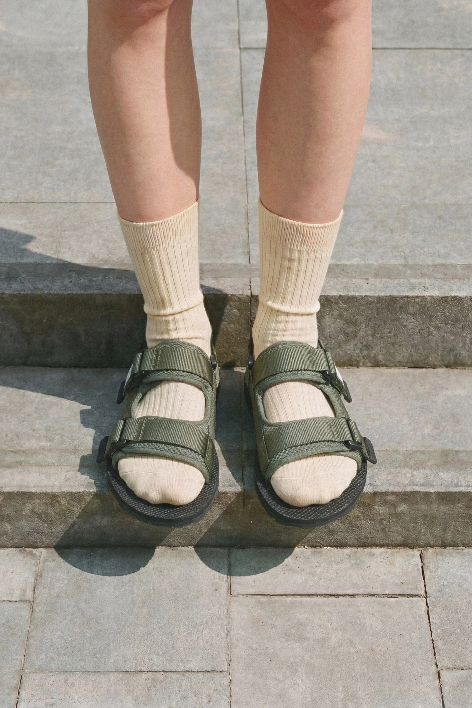 BAREFOOT SANDAL NALU KHAKI - Image 5