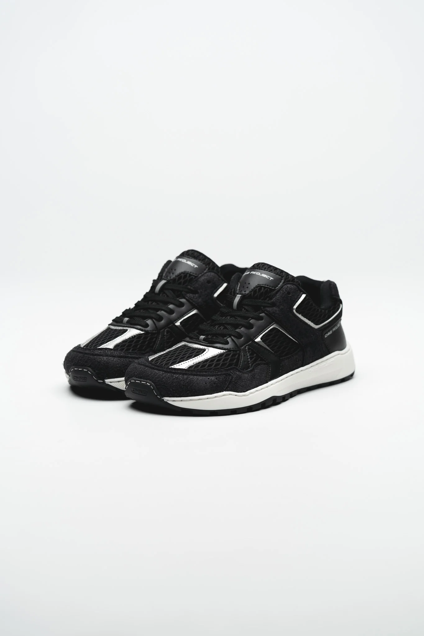 BAREFOOT SNEAKER RETRO RUN SILVER BLACK - Image 4