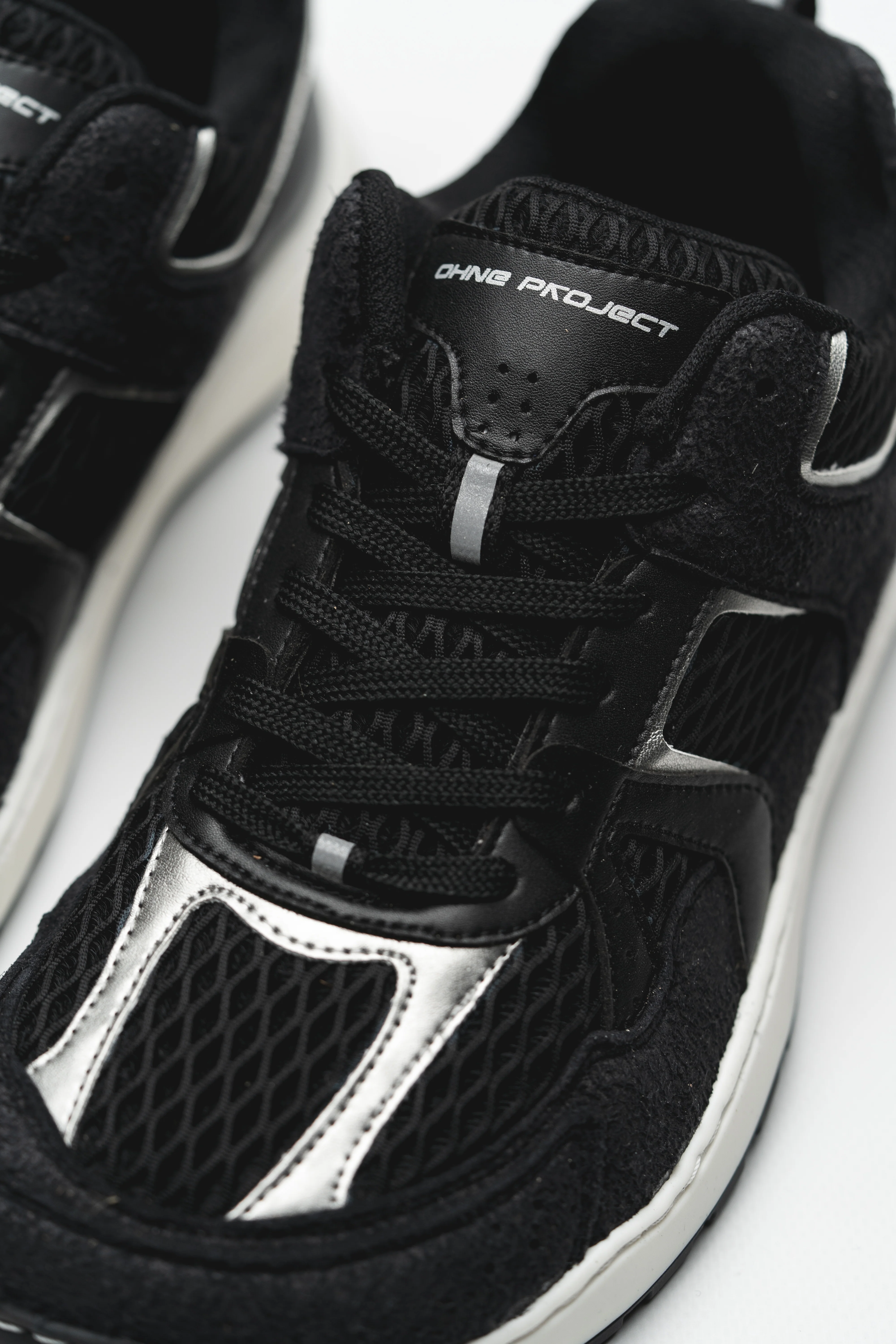 BAREFOOT SNEAKER RETRO RUN SILVER BLACK - Image 6