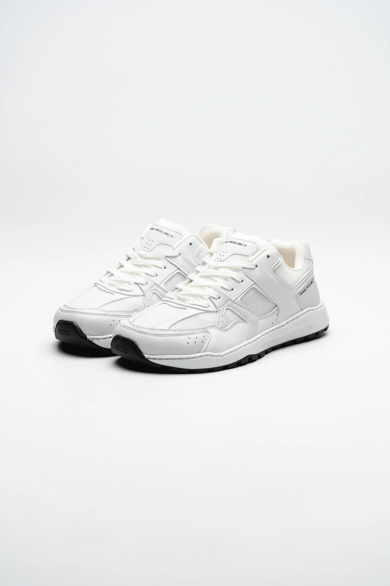BAREFOOT SNEAKER RETRO RUN V2 OFF WHITE - Image 2