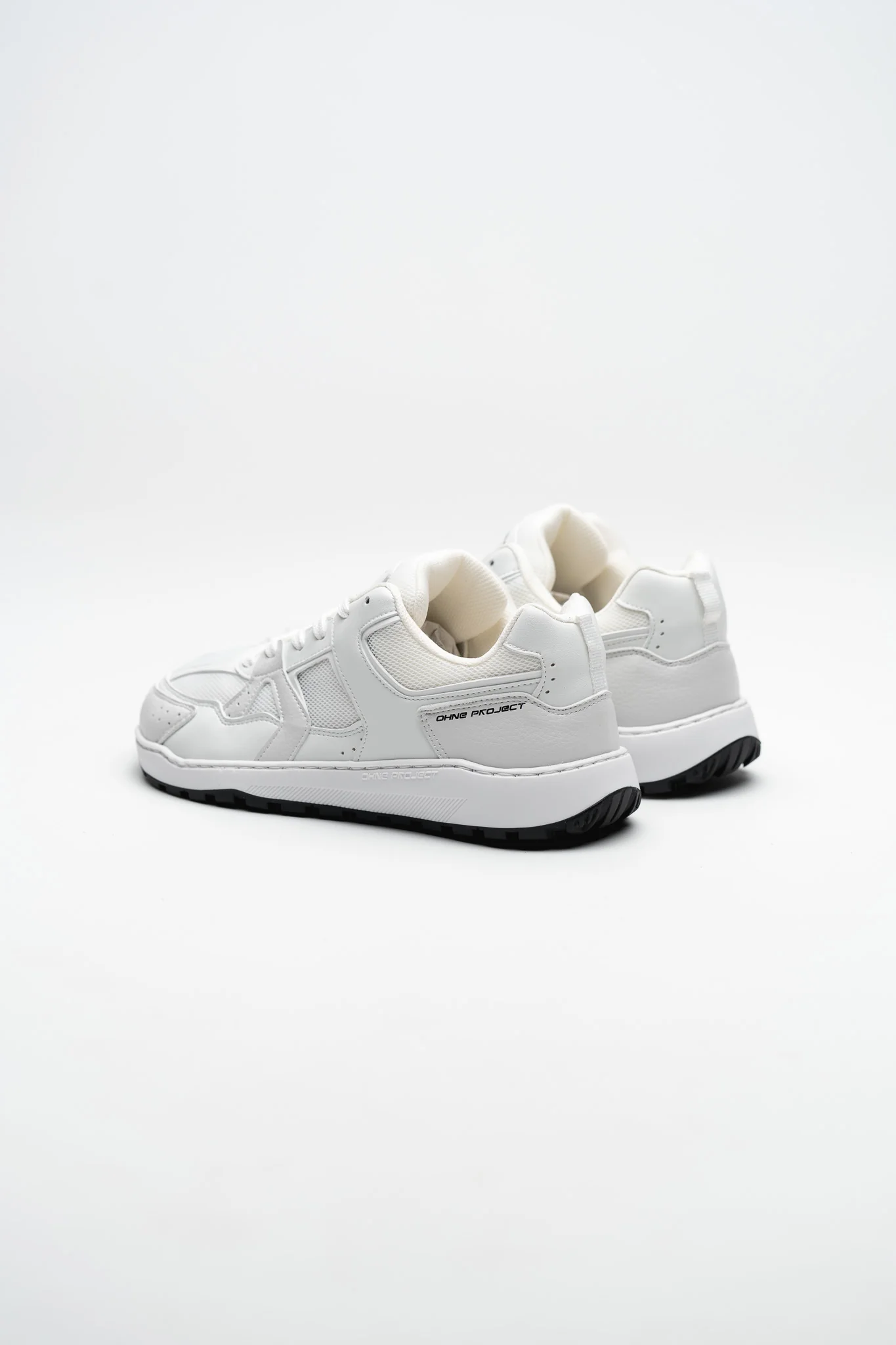 BAREFOOT SNEAKER RETRO RUN V2 OFF WHITE - Image 3
