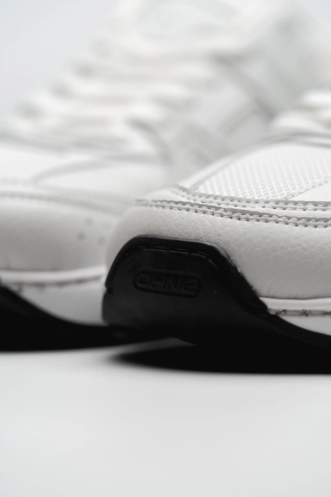 BAREFOOT SNEAKER RETRO RUN V2 OFF WHITE - Image 6
