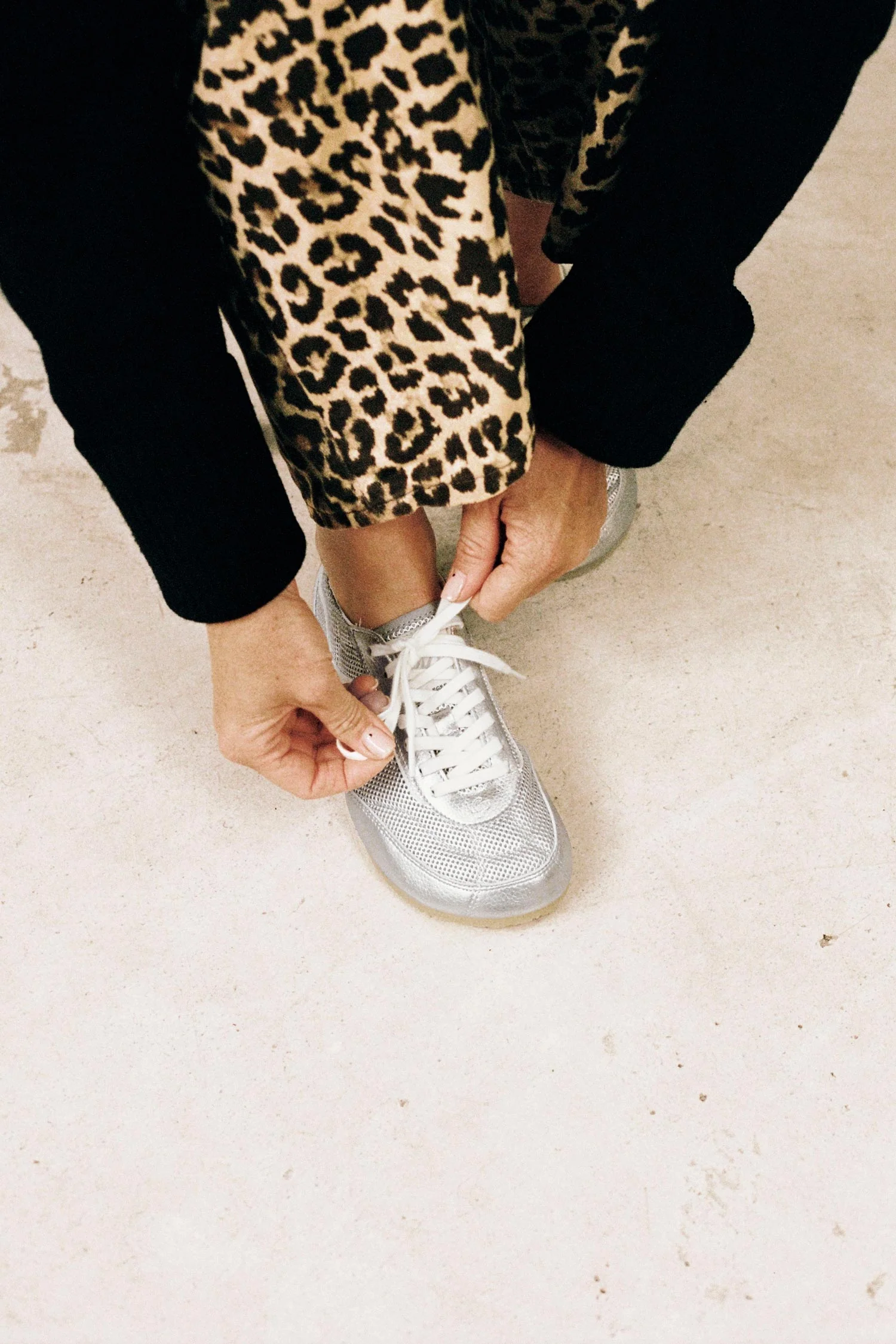 BAREFOOT SNEAKERINA KIMA SILVER MESH - Image 5